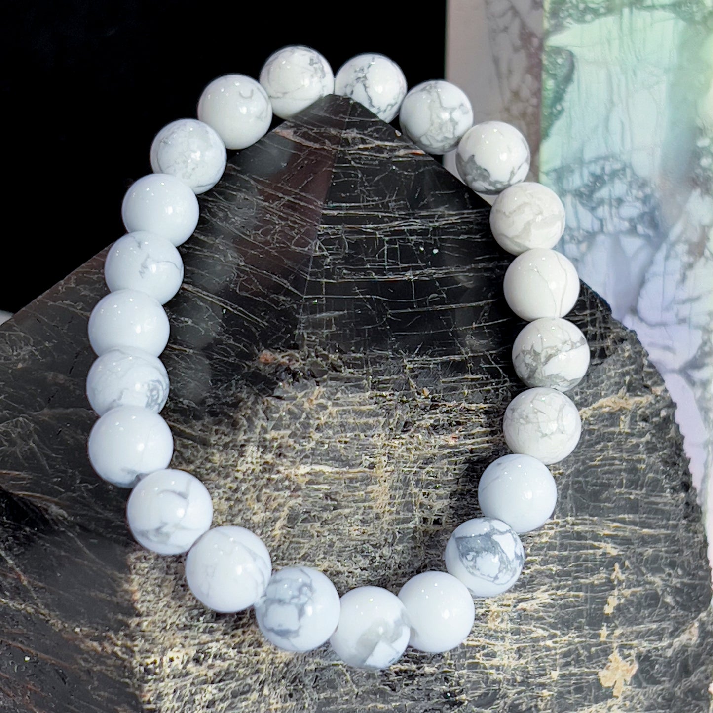 Howlite Bracelet 8mm