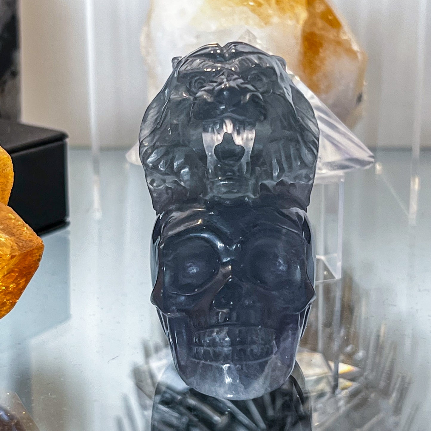 Fluorite Skull & Wolf