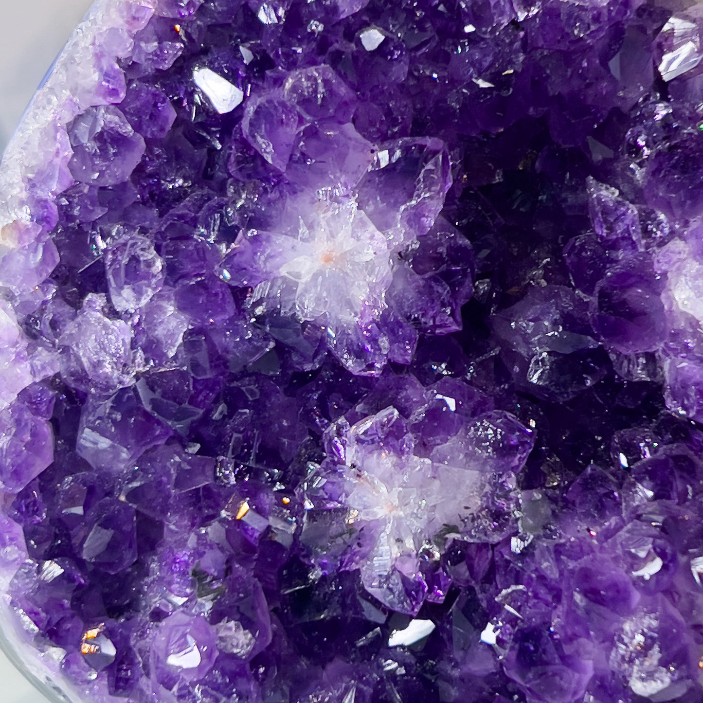 Amethyst Cutbase