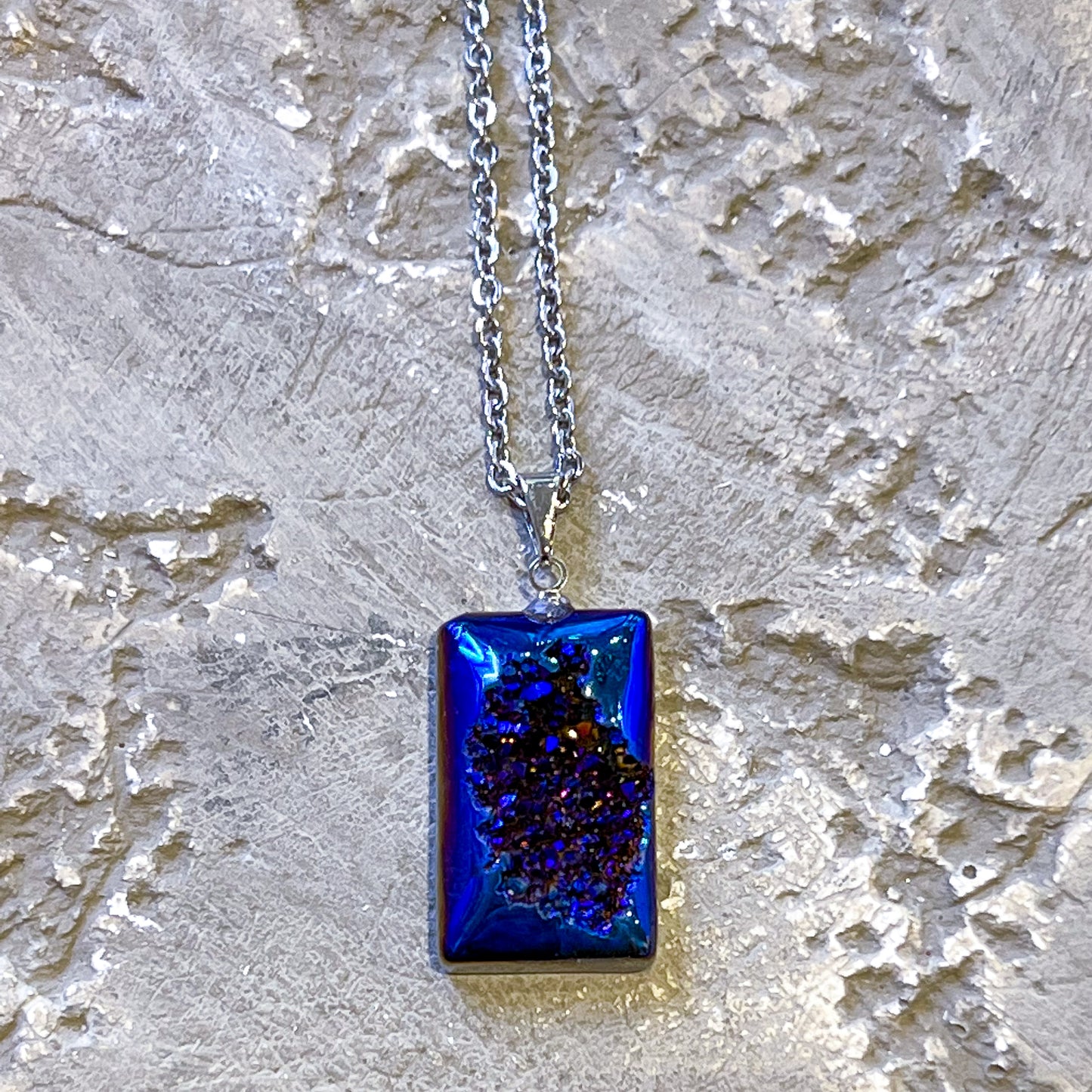 Aura Amethyst Necklace (Style 1)