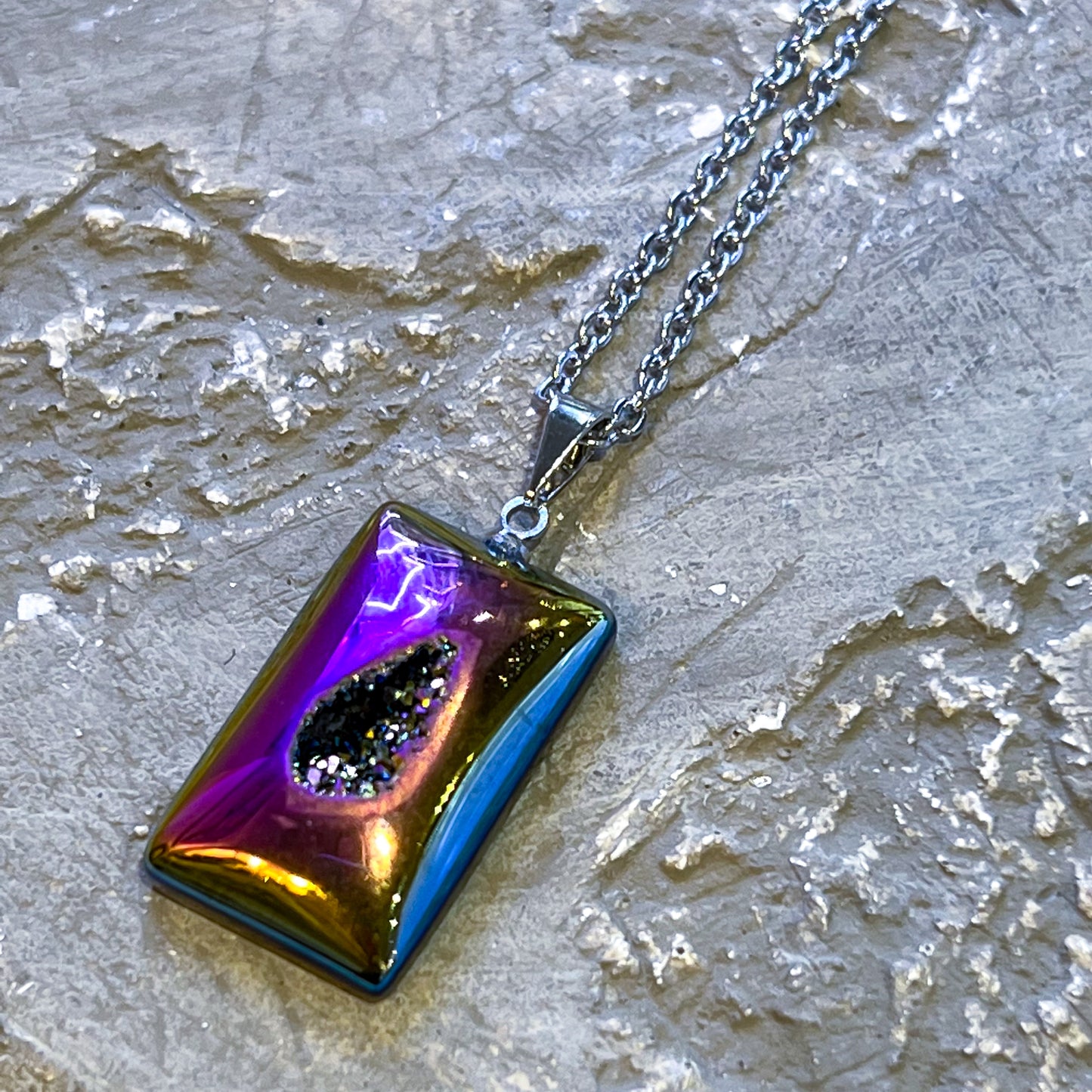 Aura Amethyst Necklace (Style 2)