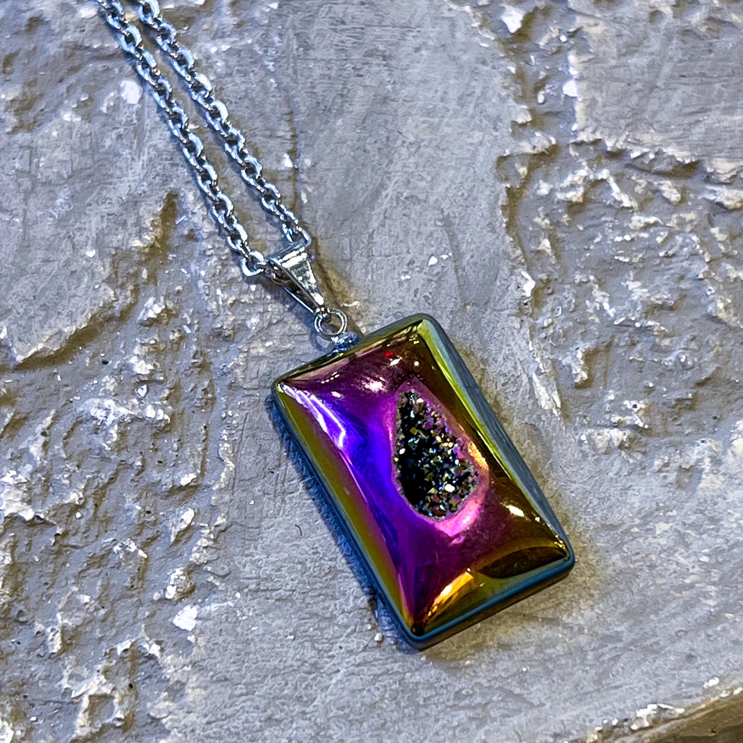 Aura Amethyst Necklace (Style 2)
