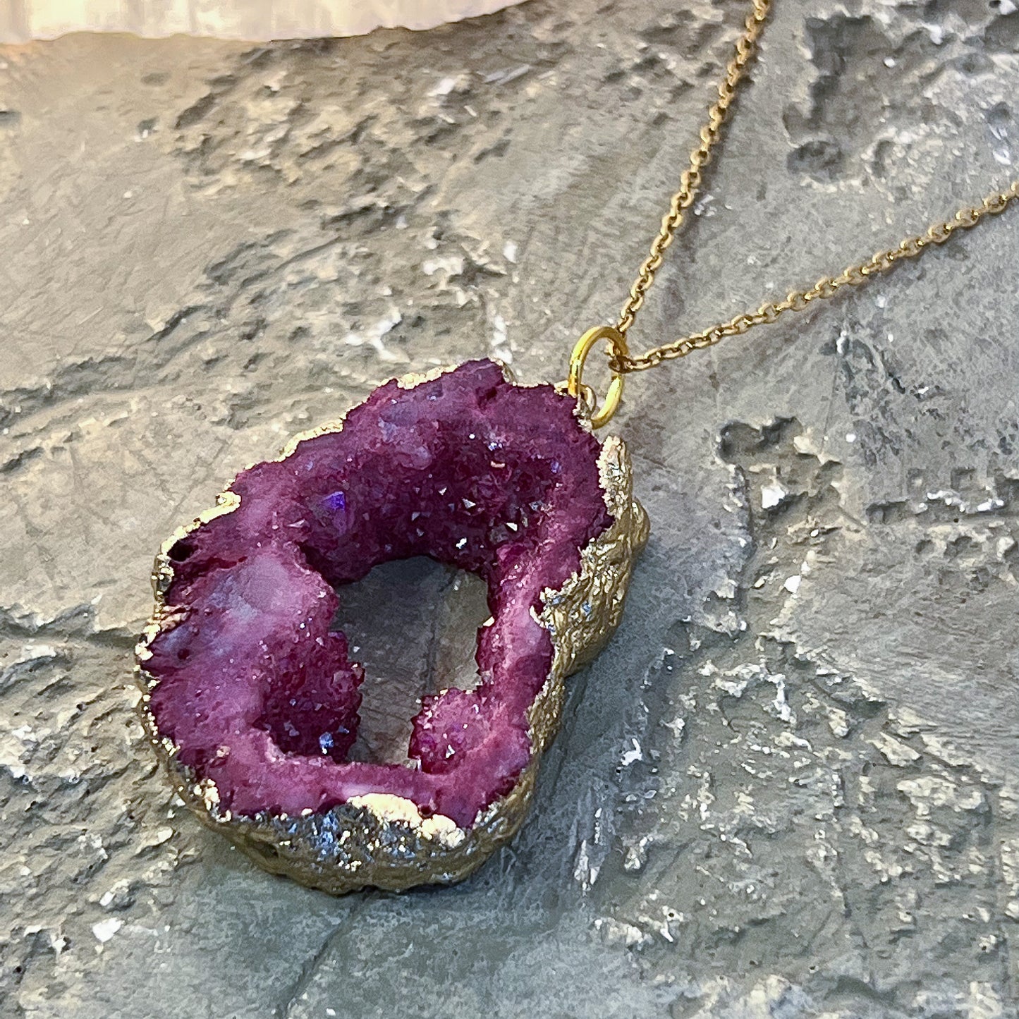 Aura Quartz Druzy Necklace Burgundy (Style 2)