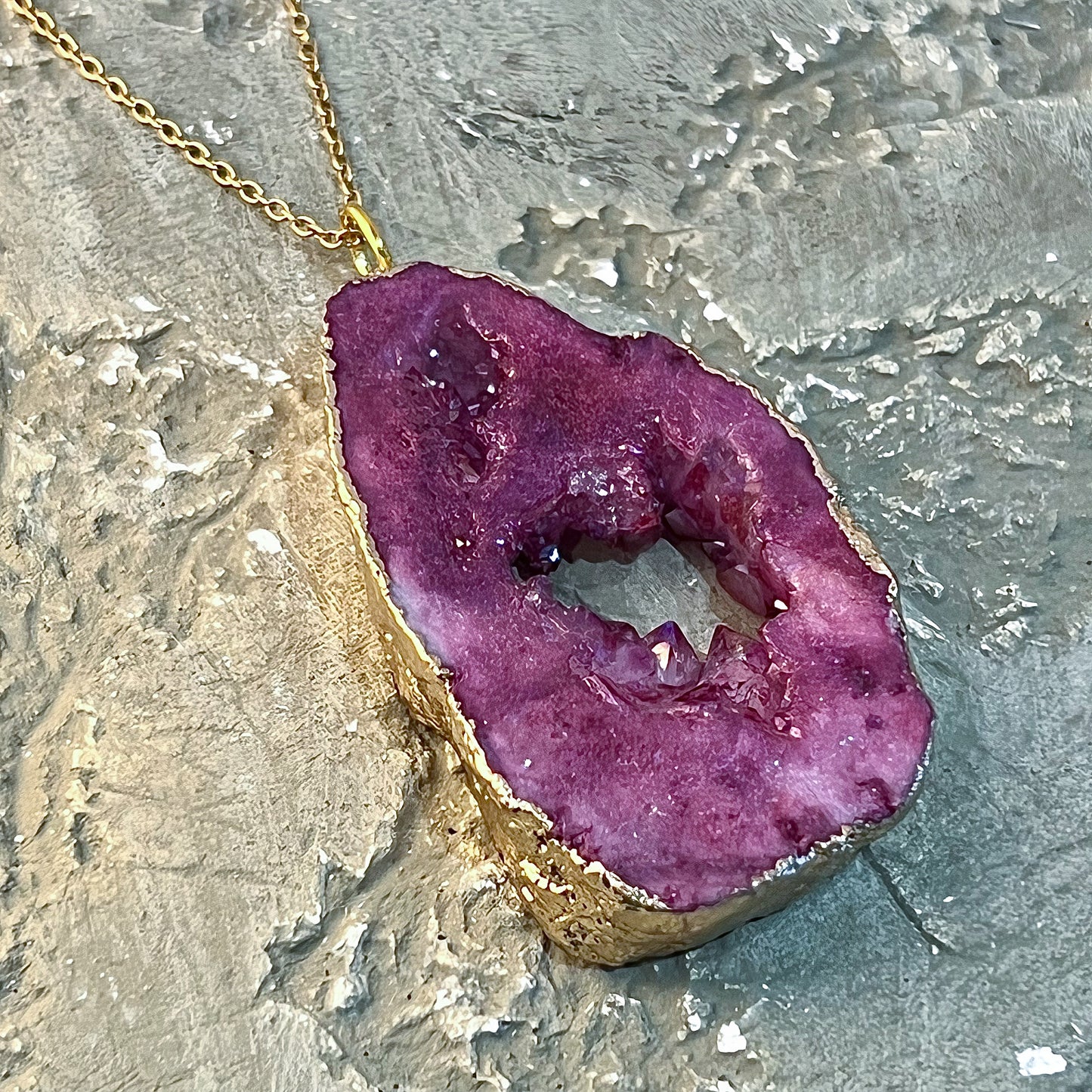 Aura Quartz Druzy Necklace Burgundy (Style 1)