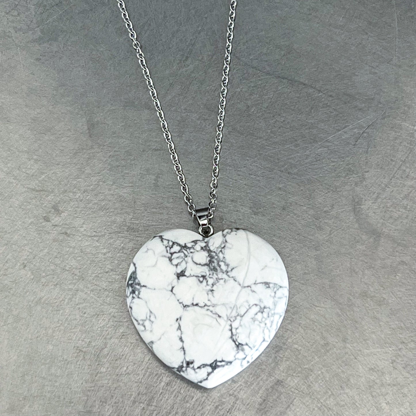 Howlite Heart Necklace (Large)