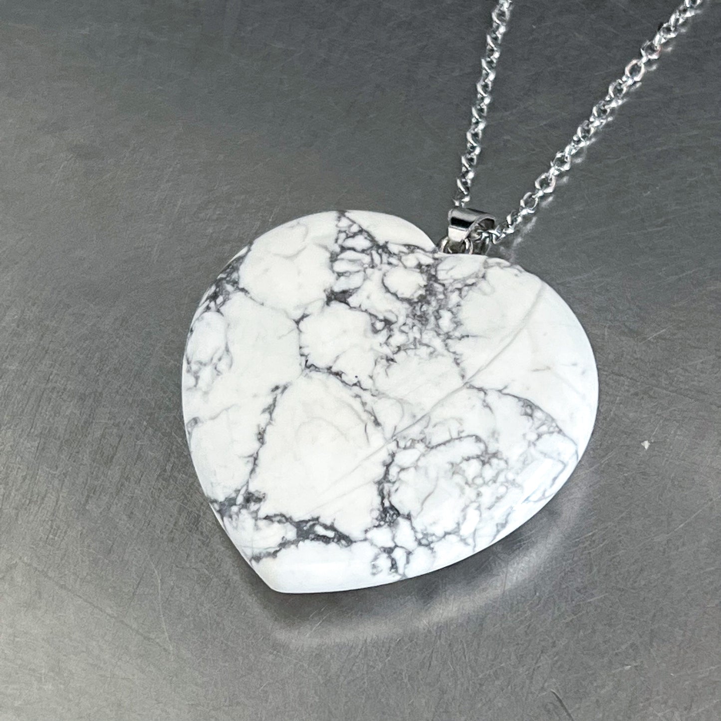 Howlite Heart Necklace (Large)