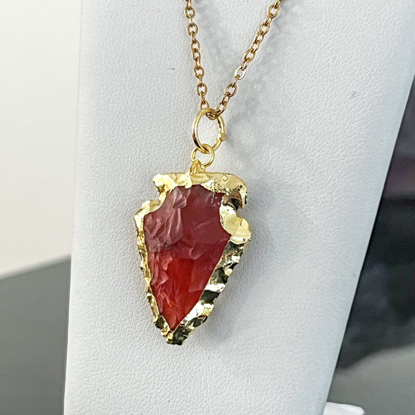 Carnelian Arrowhead Necklace (Gold)