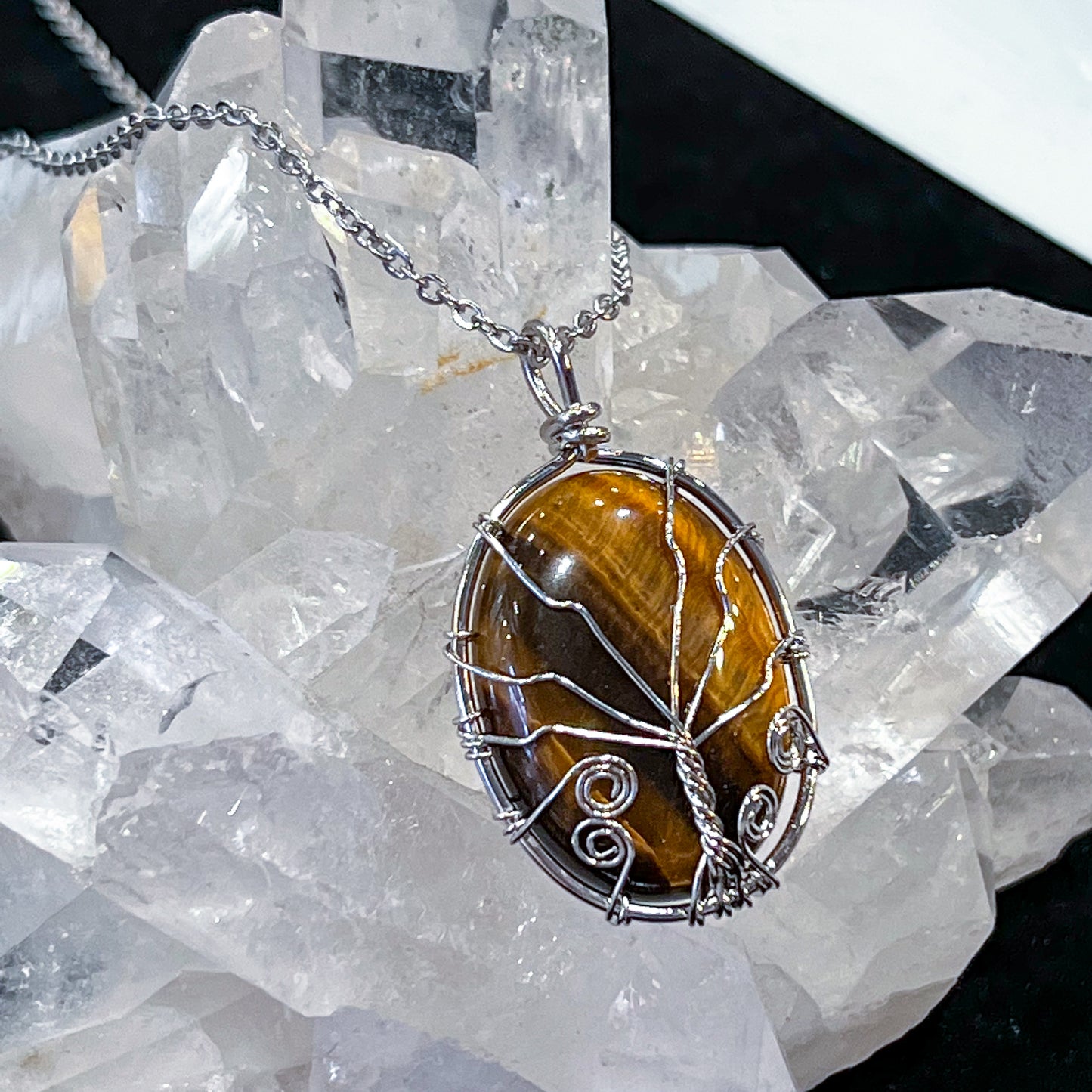 Tiger Eye Oval Tree of Life (Silver)