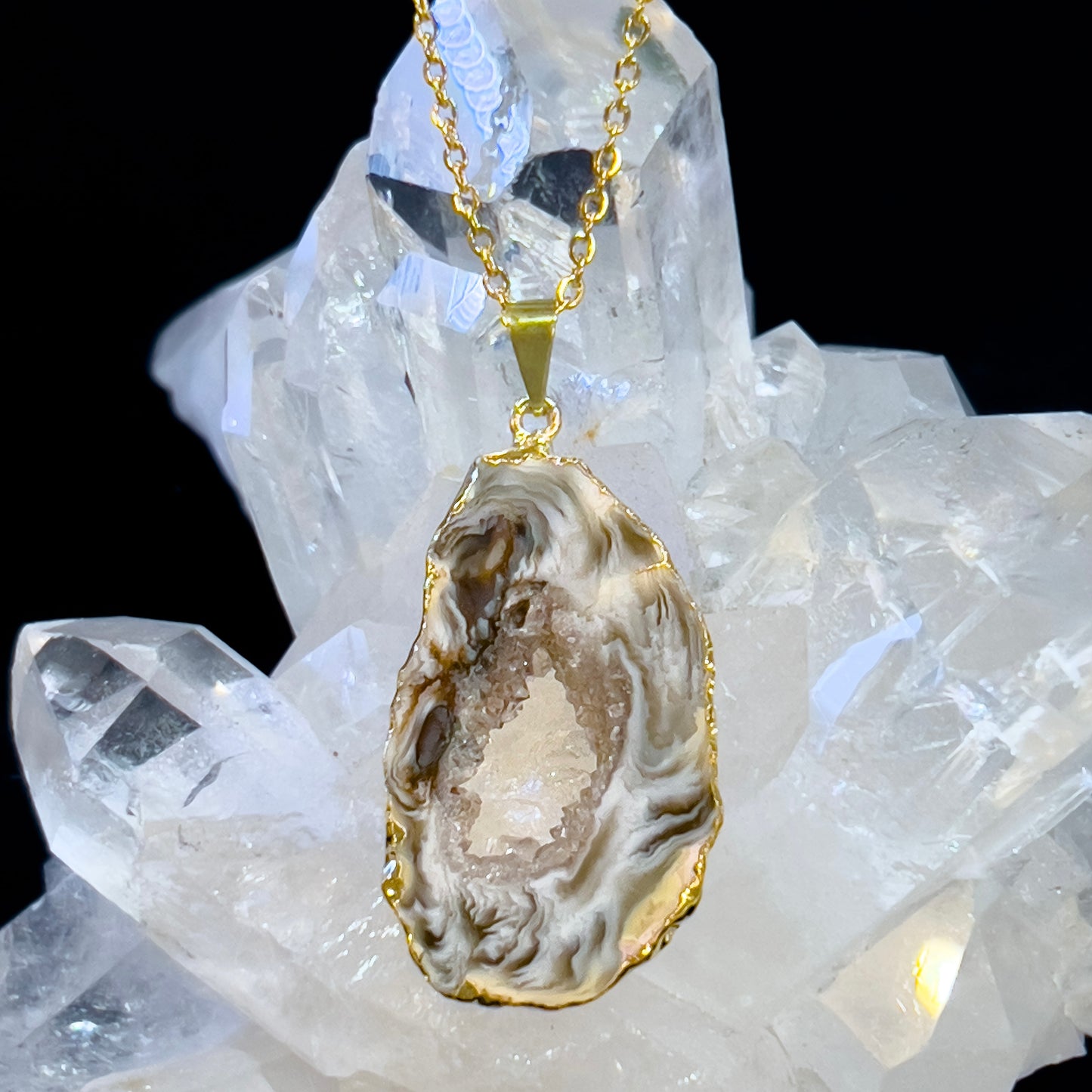 Agate Slice Necklace (Gold #1)