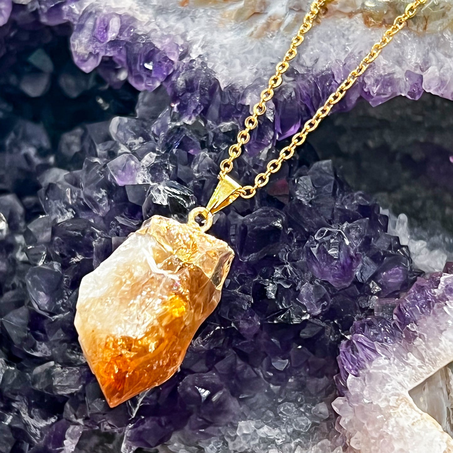 Citrine Raw Point Necklace (Gold)