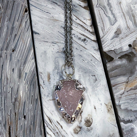Rose Quartz Arrow Necklace (Silver)