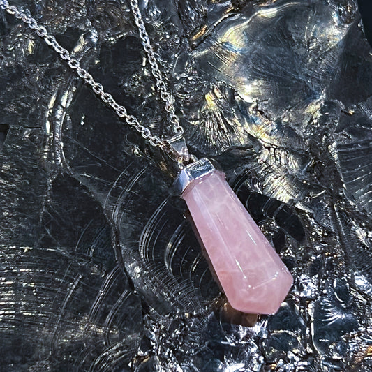 Rose Quartz Hexagon Point Necklace